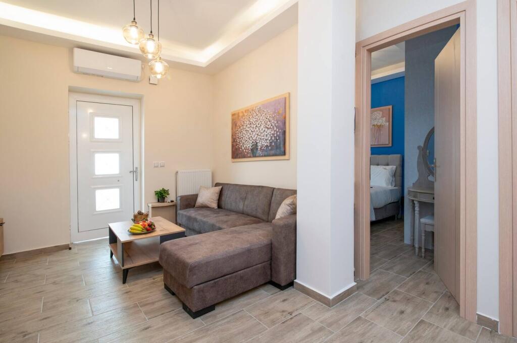 Apartament Me Qera 3+1+2 Tek 5 Maji (ID B230167) Tirane