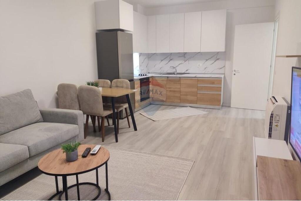 Apartament 2+1 per qira tek Univers City