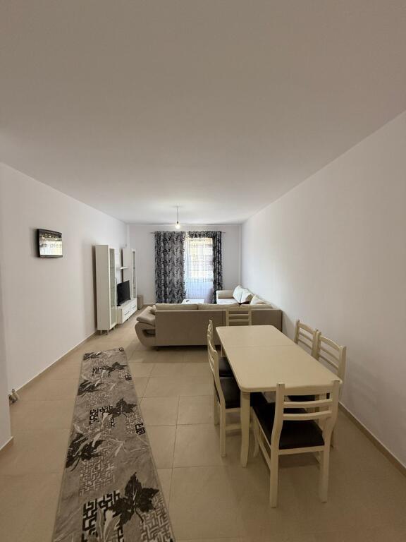 APPARTAMENTO 3+1+2 IN AFFITTO-KINOSTUDIO