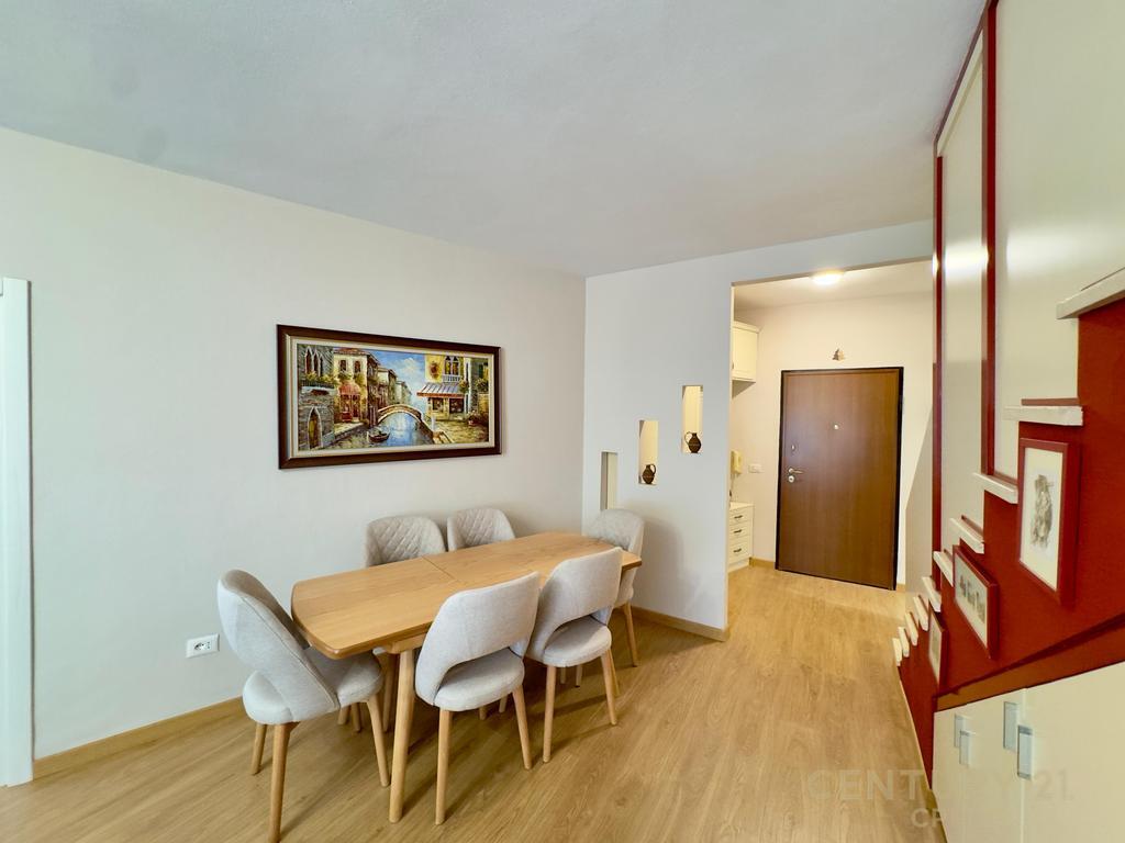 DUPLEX 2+1+2 IN AFFITTO VICINO AL COMPLESSO "HALILI", VIA DIBRES!