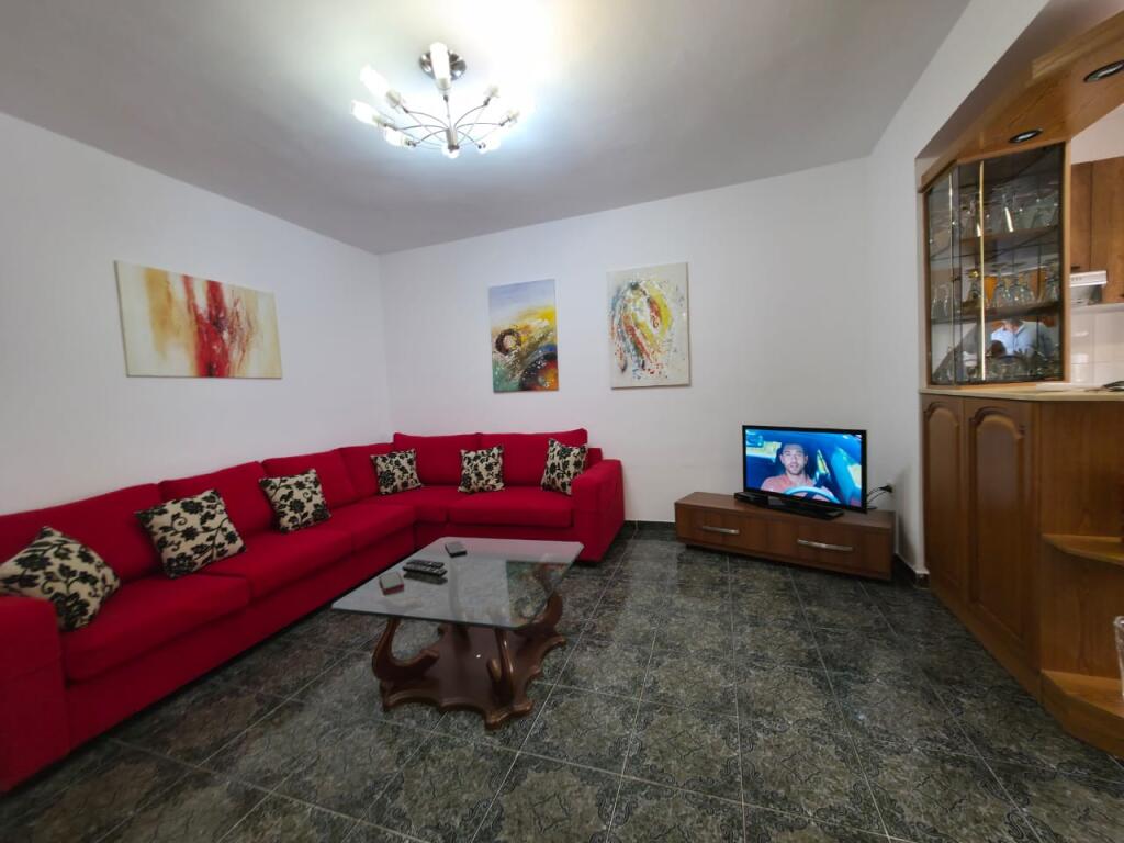 Affittasi appartamento 1+1 in via Bardhyl