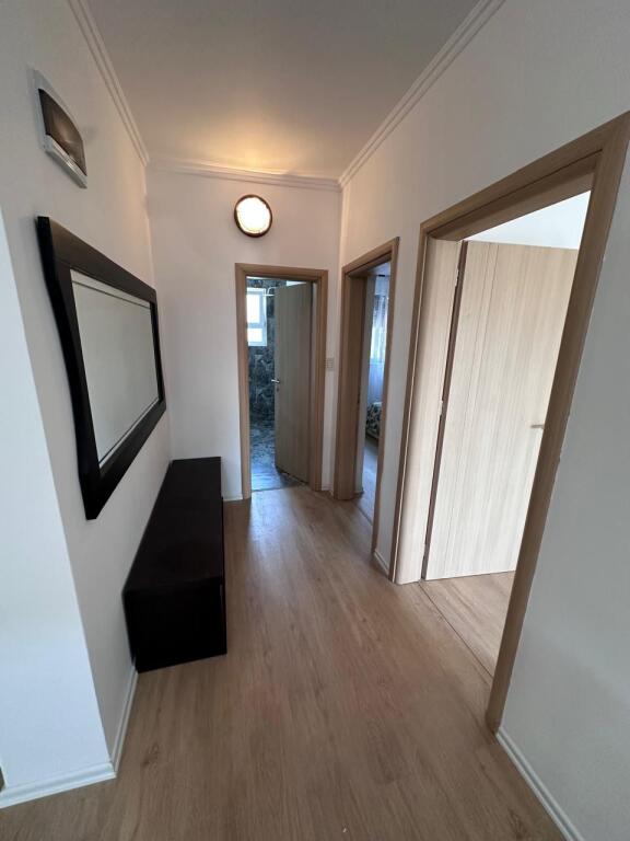 Shitet apartament 2+1 tek Rruga Bardhyl!