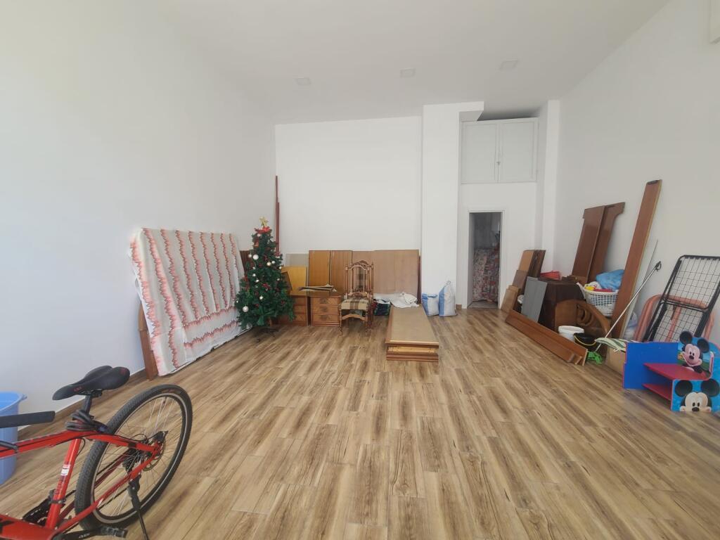 Business Premises for Rent at the Red School