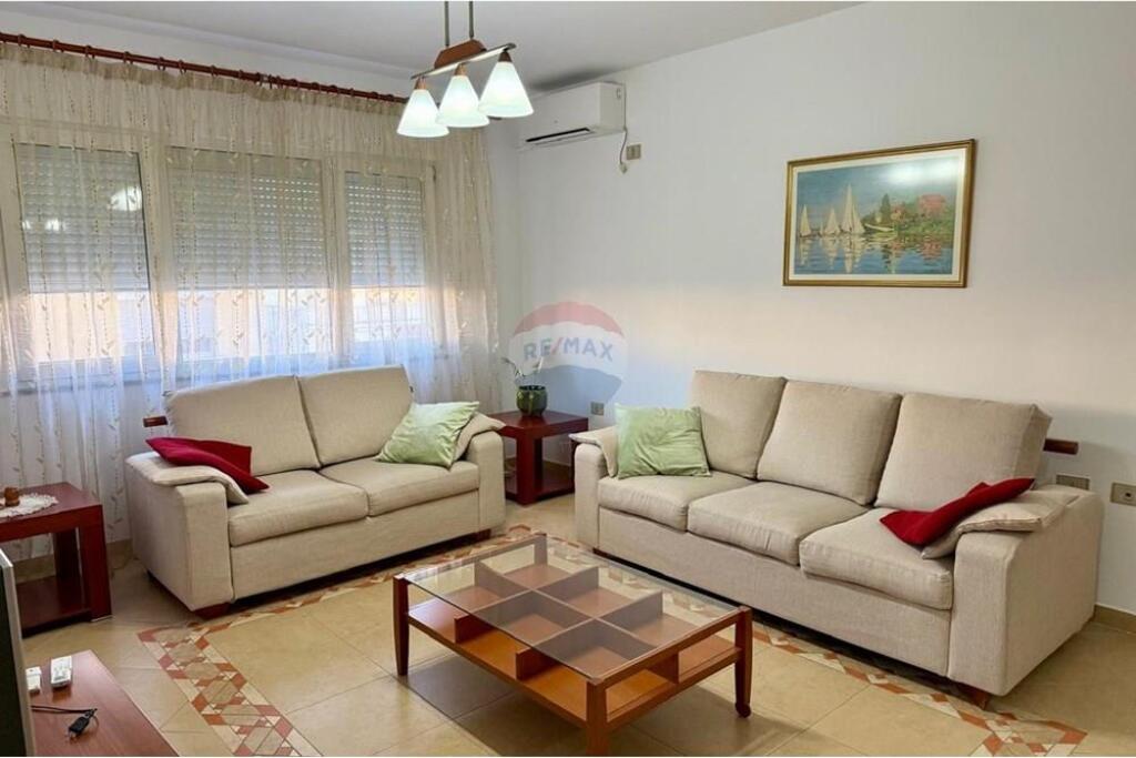 2+1 APARTMENT FOR RENT AT PETRO NINI LUARASI !