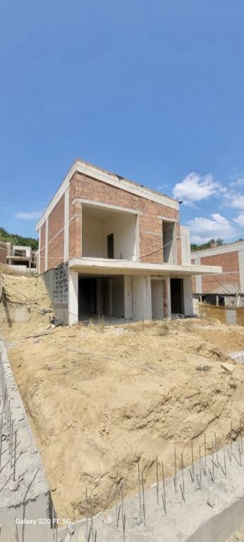 📣 Villa for Sale – 202 m² 🏡 📍 Mullet, Tirana ✨