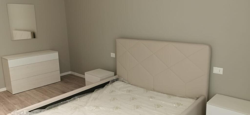 Appartamento in Affitto 2+1 Al Complesso Zircon (ID B220323) Tirana