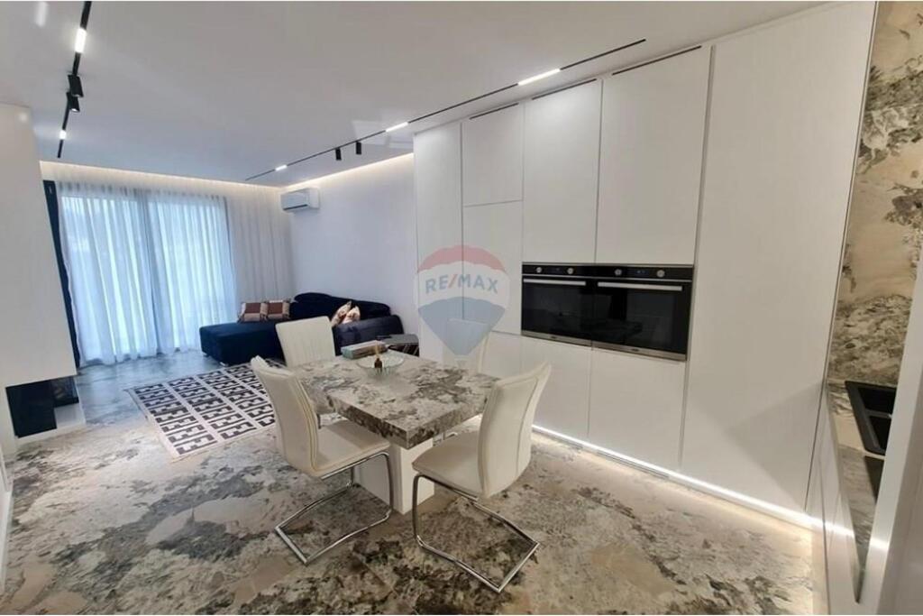 1+1 APARTMENT FOR RENT NEAR THE ARTIFICIAL LAKE.