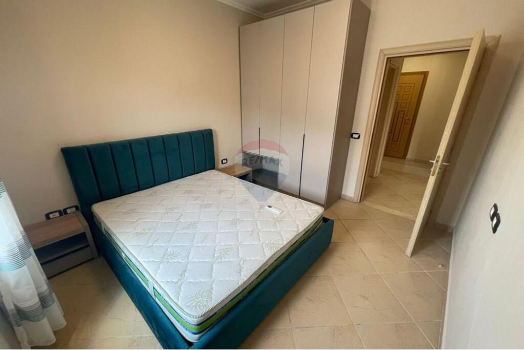 appartamento in affitto in via Frosika Plaku