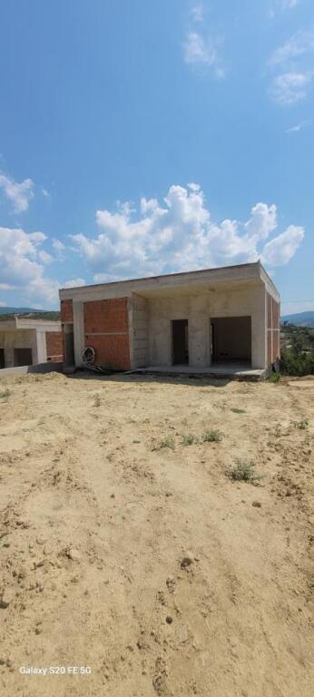 📣 Villa for Sale – 202 m² 🏡 📍 Mullet, Tirana•	💶 Price: 520000€