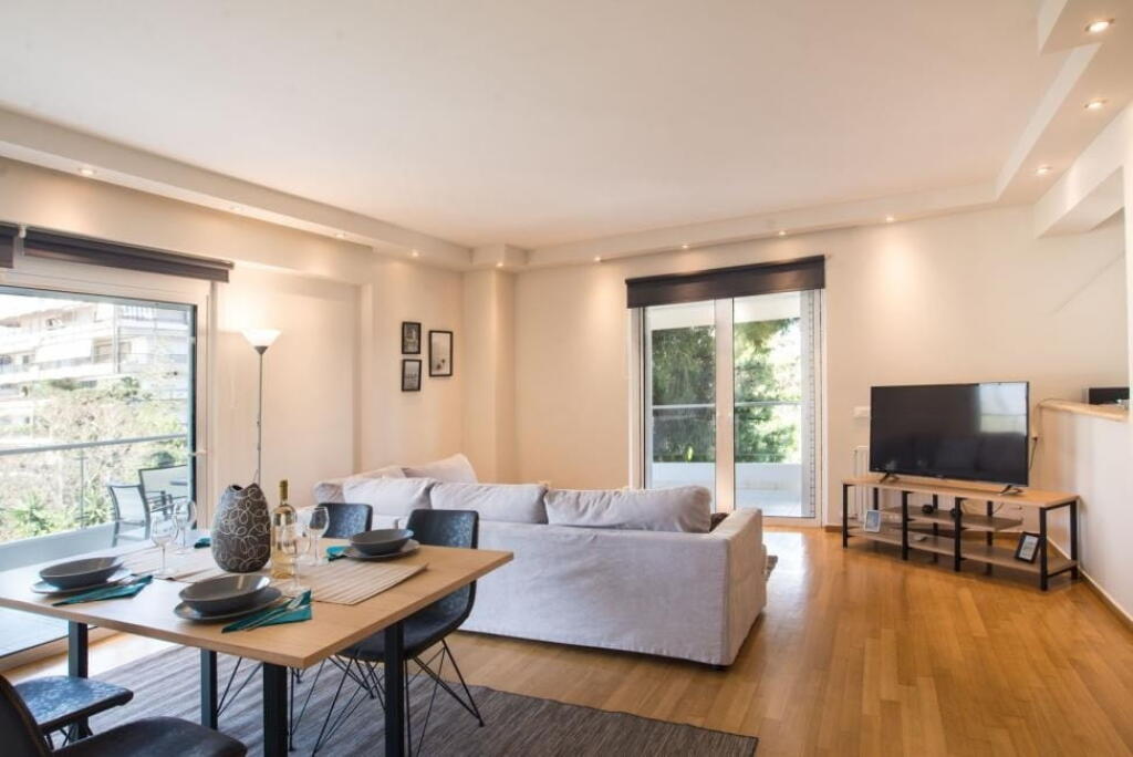 Apartment For Rent 3+1+2 At Dry Lake (ID B230168) Tirana
