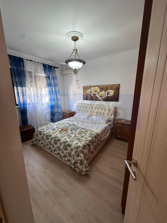 Shitet apartament 2+1 tek Rruga Bardhyl