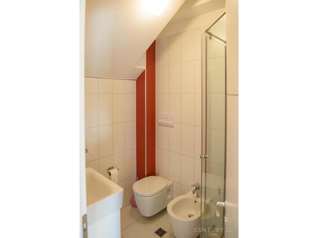 LONG HILL, VILLA FOR RENT