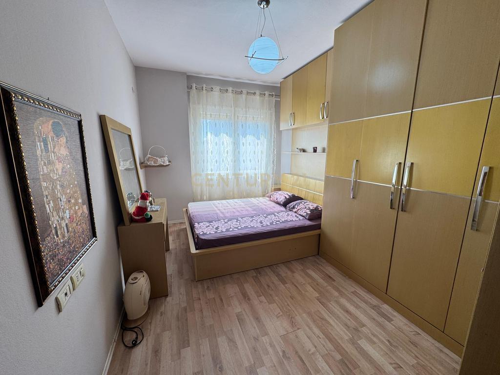 JEPET ME QIRA APARTAMENT 2+1 NE MISTO MAME !