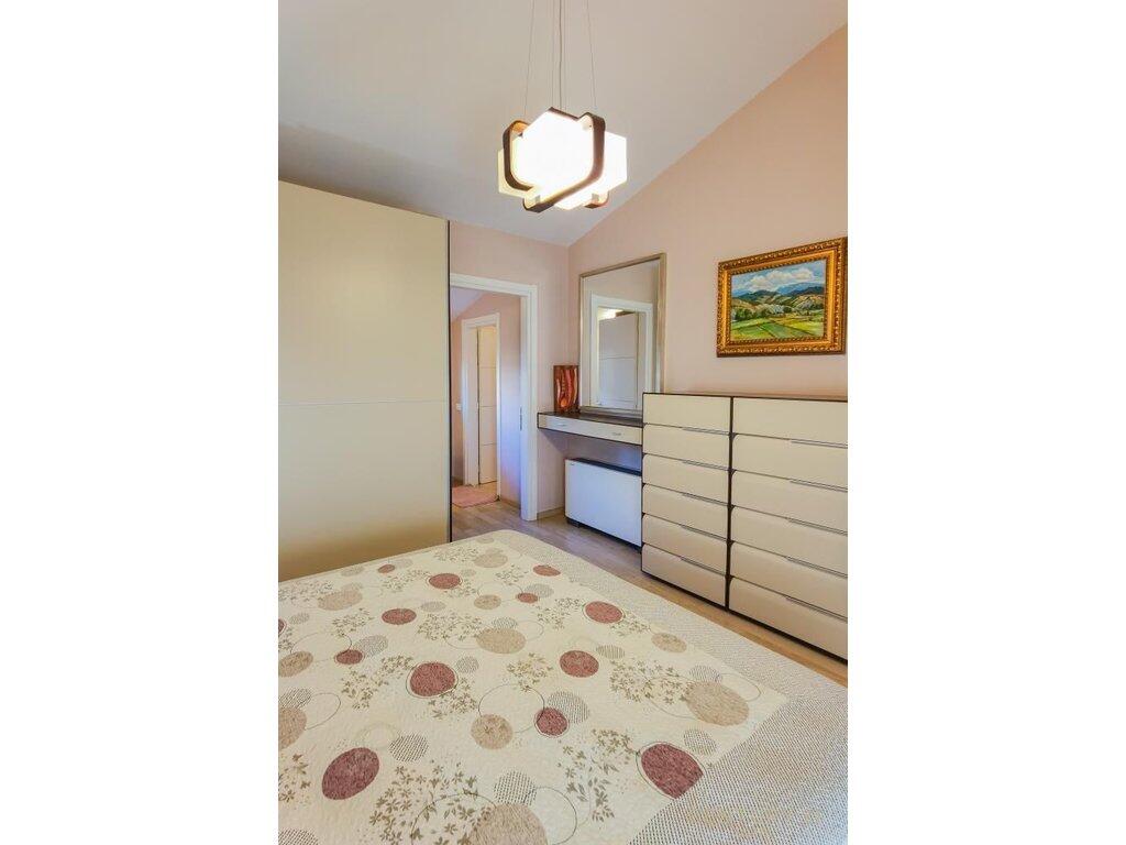 LONG HILL, VILLA FOR RENT