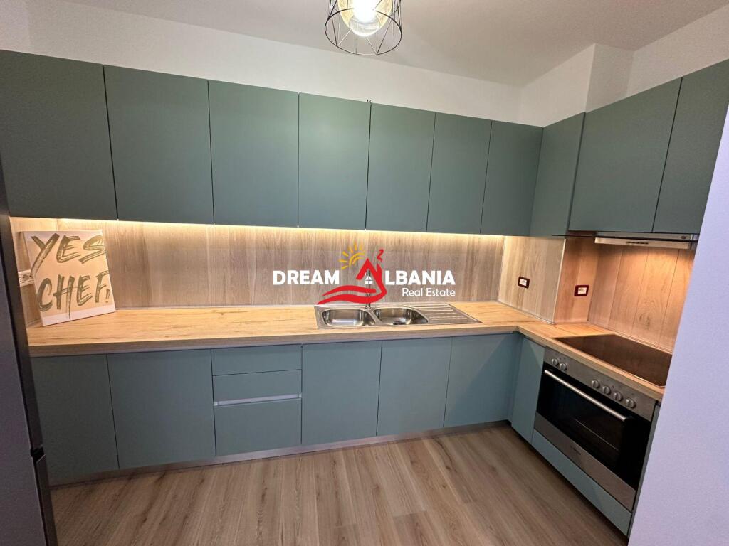 Appartamento 2+1+2 con Veranda in Vendita in via Kavaja vicino a Deliorgjit (ID 41212039)