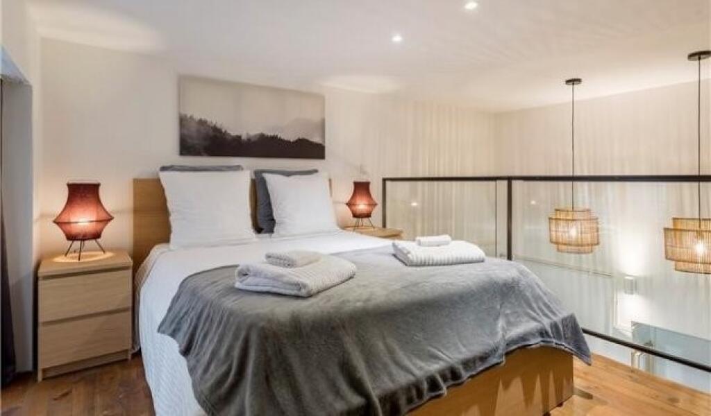 Apartament me qera 1+1 tek Shkolla e Kuqe (ID B211288) Tirane