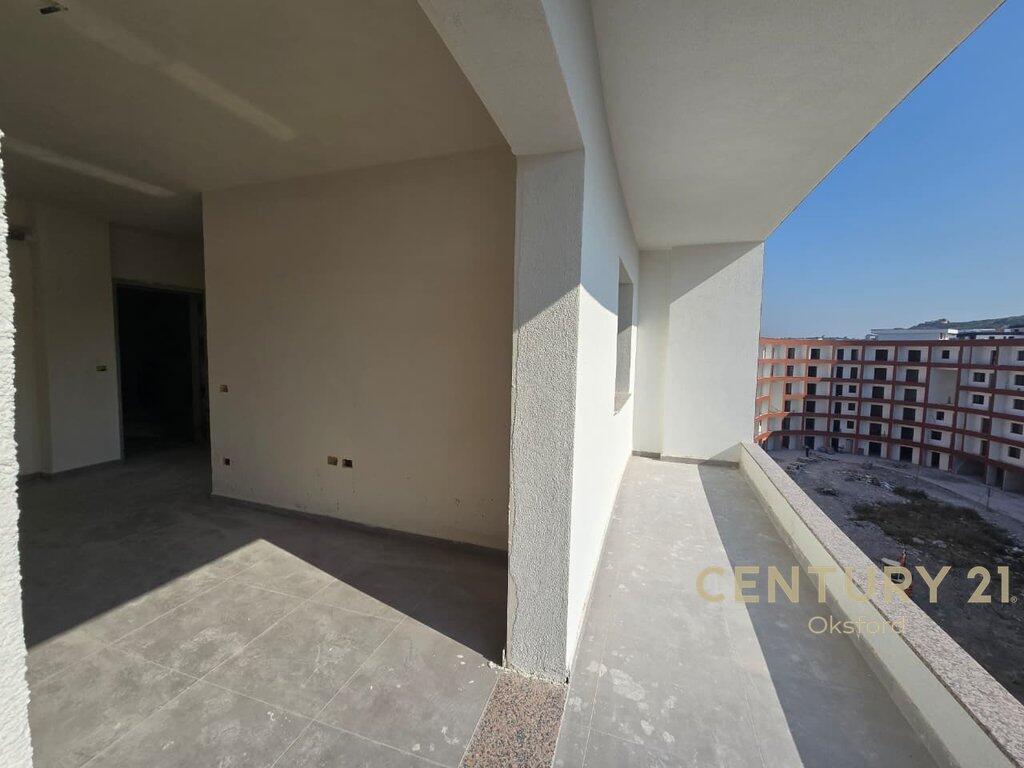 SHITET APARTAMENT 1+1 NE GOLEM