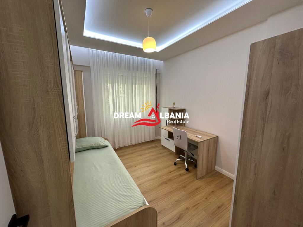 Appartamento 2+1+2 con Veranda in Vendita in via Kavaja vicino a Deliorgjit (ID 41212039)