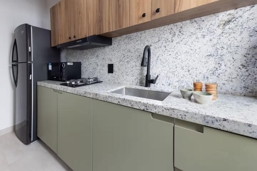Apartament Me Qera 2+1 Tek Kodra E Diellit ( ID B2201442) Tirane