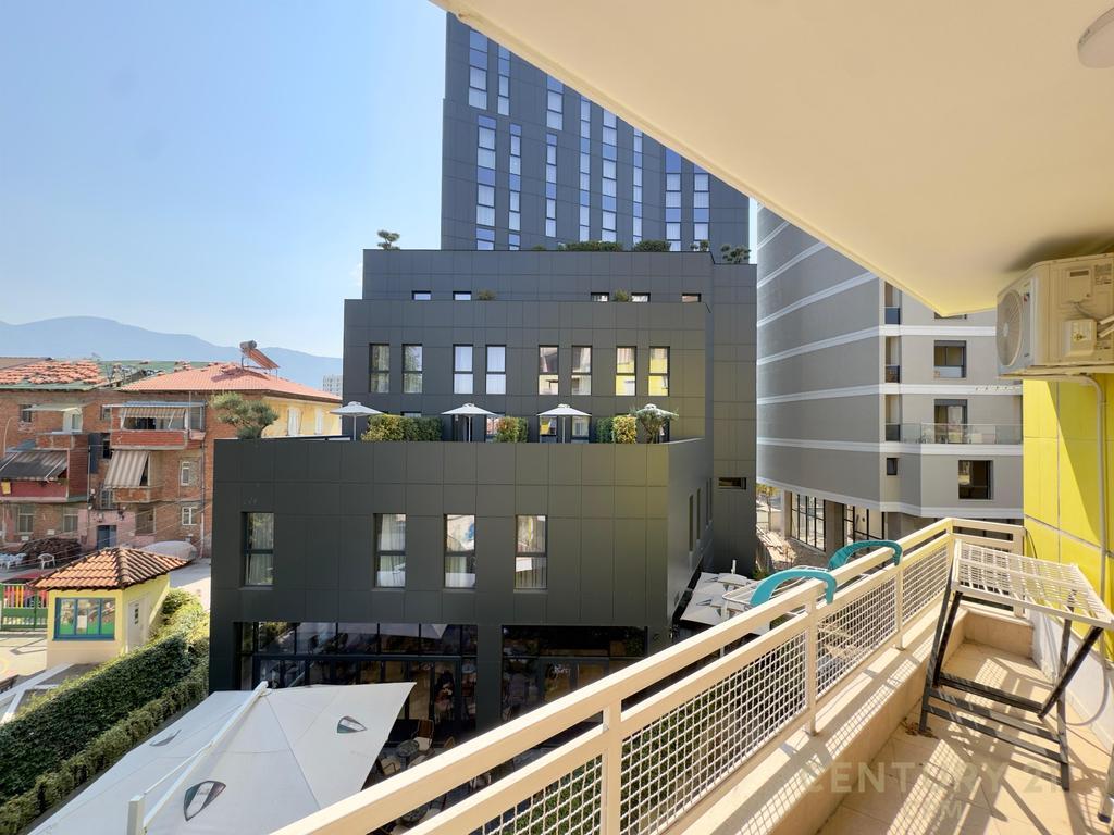 DUPLEX 2+1+2 IN AFFITTO VICINO AL COMPLESSO "HALILI", VIA DIBRES!