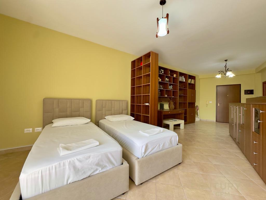DUPLEX 2+1+2 IN AFFITTO VICINO AL COMPLESSO "HALILI", VIA DIBRES!
