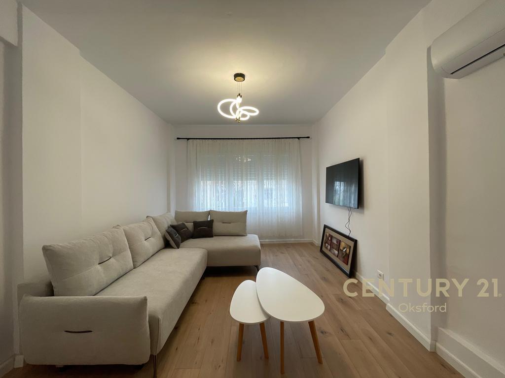 🏠 Jepet me Qira Apartament pranë Gardës – Tiranë
