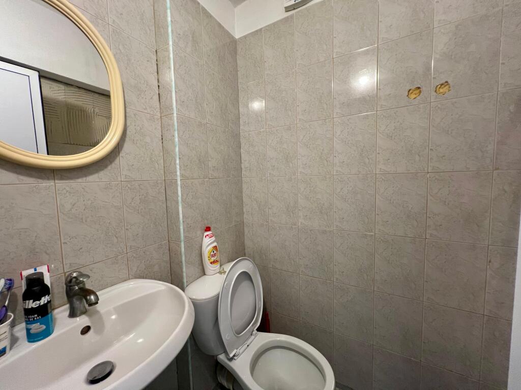 Rent, Business Premises, “Piaca – Center” ,Tirana.