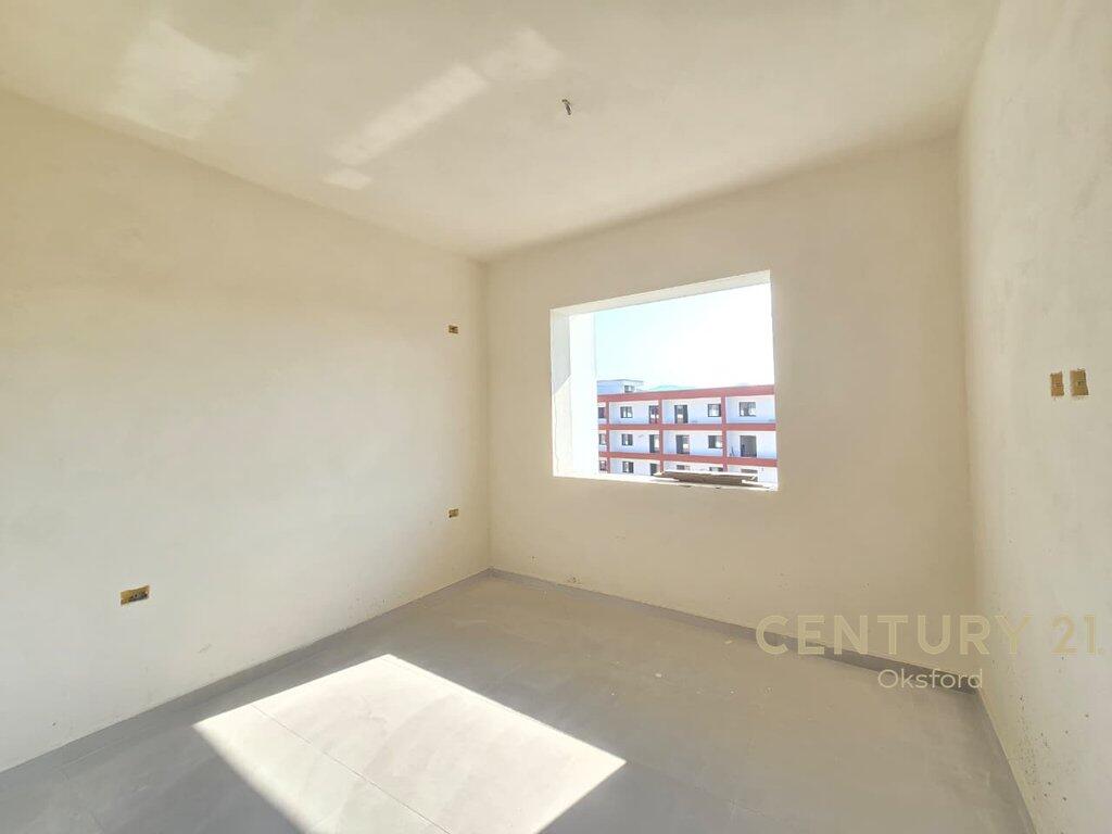 SHITET APARTAMENT 1+1 NE GOLEM