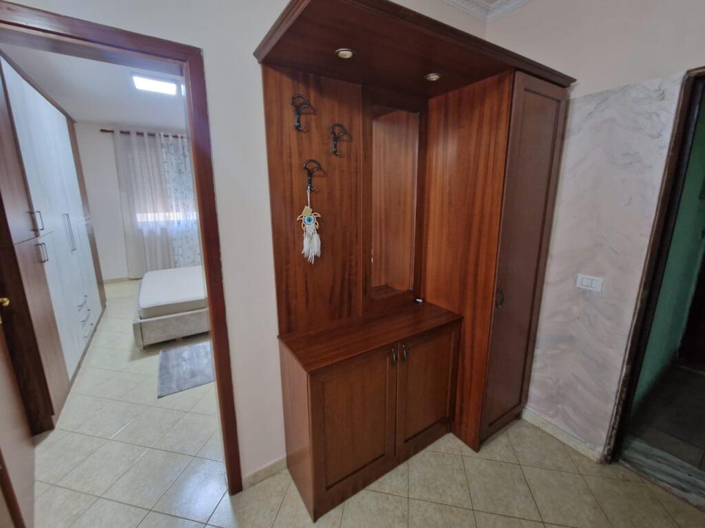 Apartament 2+1 me qira tek Ish Ekspozita!