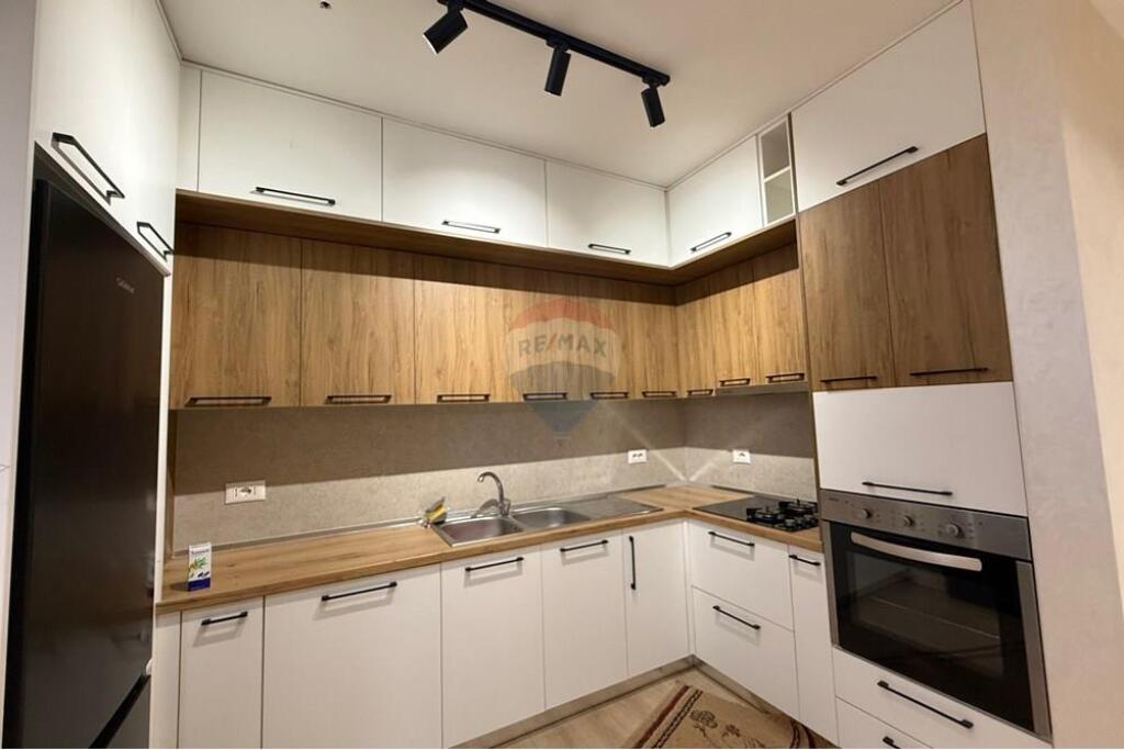 Apartament 2+1+2 me qira tek Grand Gallery