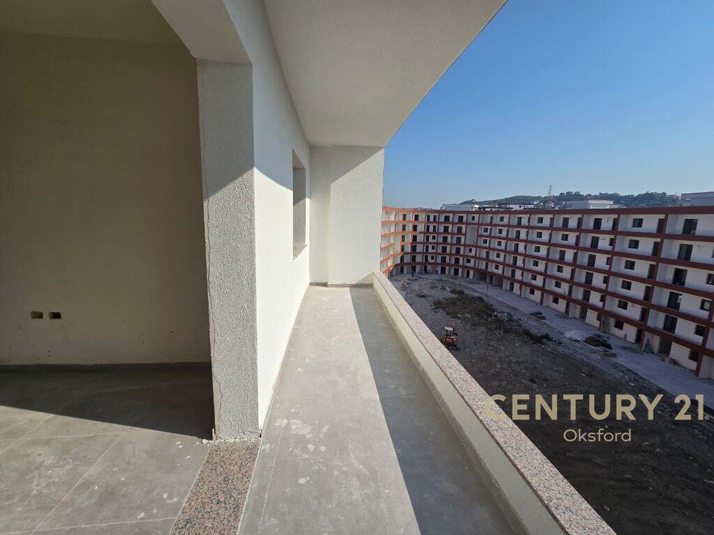SHITET APARTAMENT 1+1 NE GOLEM