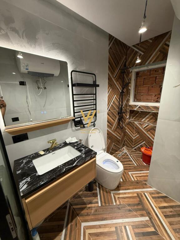 JEPET APARTAMENT 2+1 ME QIRA TE RRUGA PETI 650 EURO