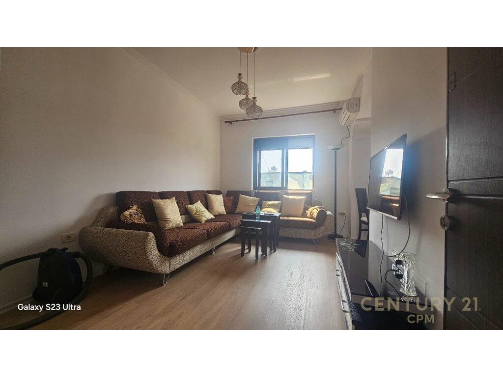 Apartment 2+1 with Separate Annex Beside Bardhyl Road – Small Ring

