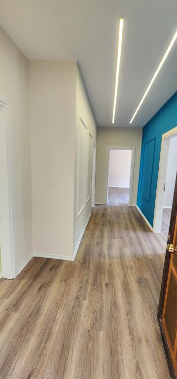OKAZION Shitet apartament 3+1+2 pranë Markatës, Durrës,