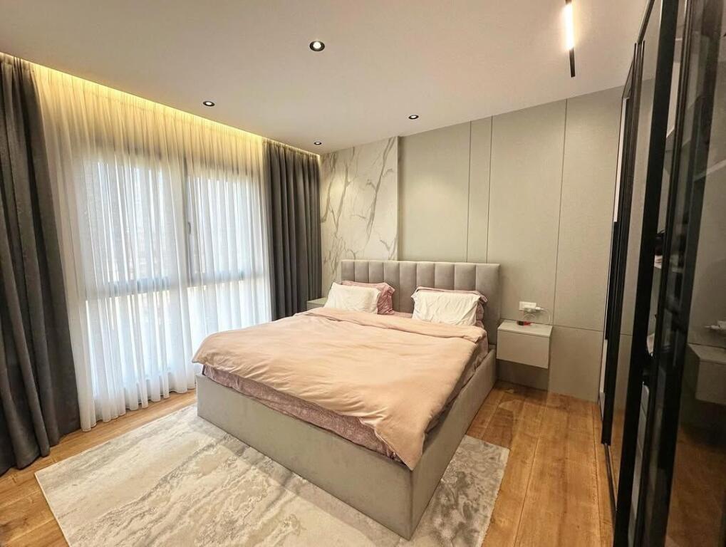 APARTAMENT 2+1+2+POST PARKIMI NE SHITJE - LIQENI I THATE