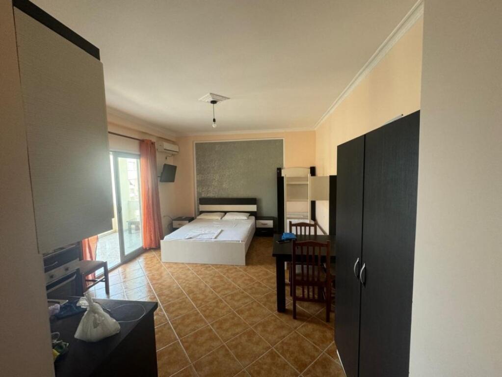 LONG-TERM RENT GARSONIERE IN THE AREA OF COLD WATER NEAR RRAPIT