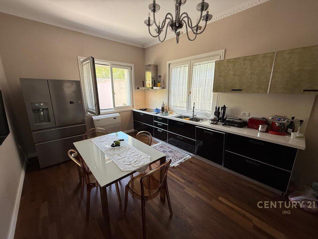 Private Villa for Rent – Vaqarr, Tirana