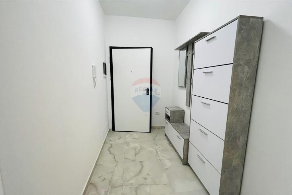 Apartament 2+1 me qira te Fusha e Aviacionit!  "Oasis Residence",