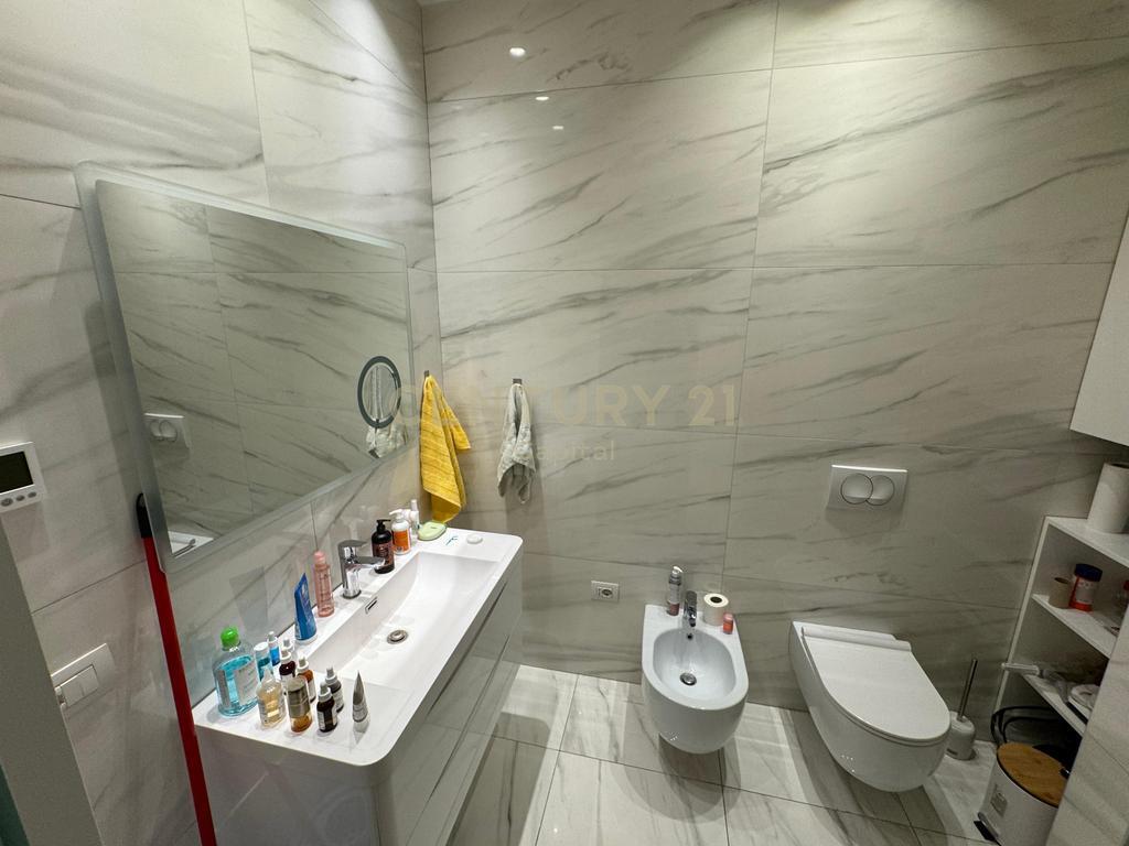 Super Duplex 3+1+3+2 Balconies, In The Heart Of Tirana For Rent!