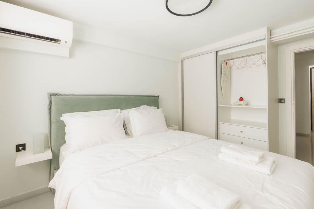 Appartamento In Affitto 3+1+2 A 21 Dhjetori (ID B230108) Tirana
