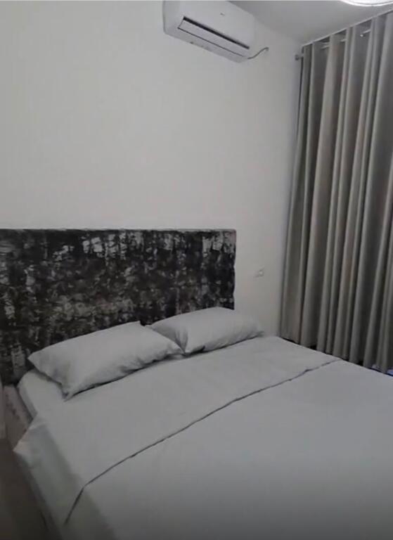 APARTAMENT ME QERA 1+1 BULEVARDI ZOGU I PARE 650 EURO