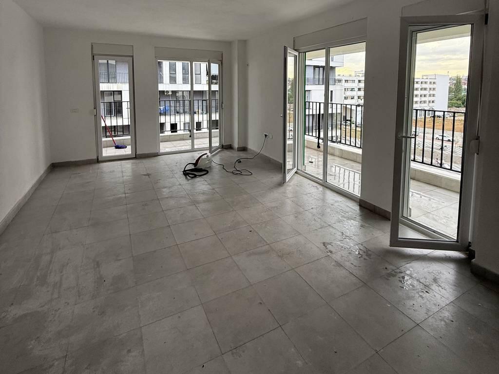 Appartamento 2+1+2 in Affitto per Uso Abitativo o Ufficio – Zona 5 Maji