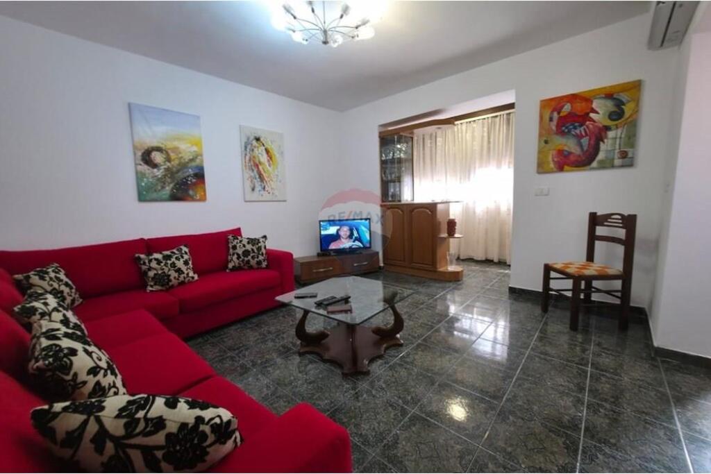 Apartment 1+1 for rent Bardhyl St. !