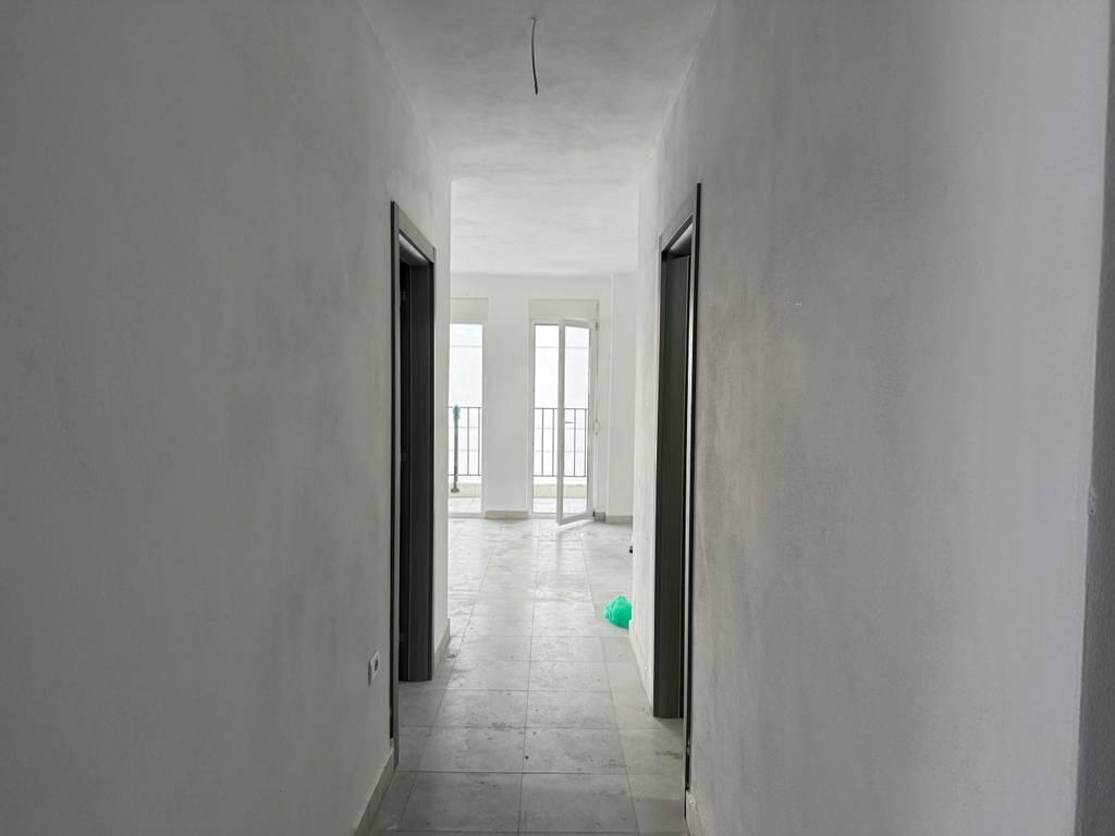 Appartamento 2+1+2 in Affitto per Uso Abitativo o Ufficio – Zona 5 Maji