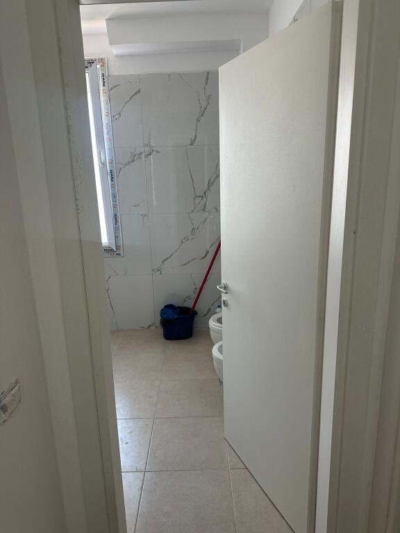 Affittasi 2+1+parcheggio 600€ FUSHA E AVIACIONIT