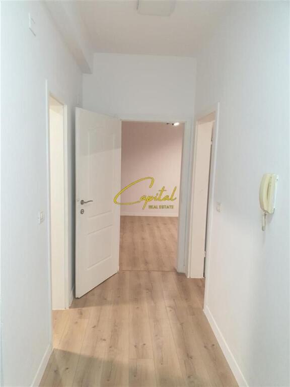 UFFICIO IN AFFITTO 76 M2 BLOK 900 EURO