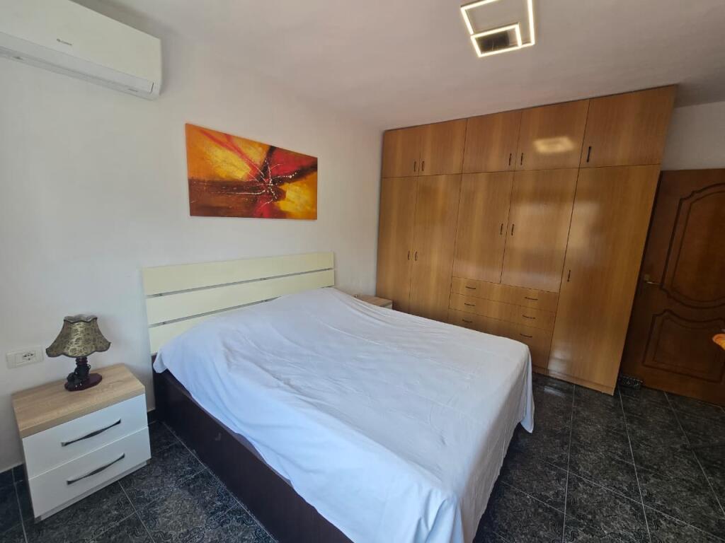 *Appartamento 1+1 in affitto in Via Hoxha Tahsim