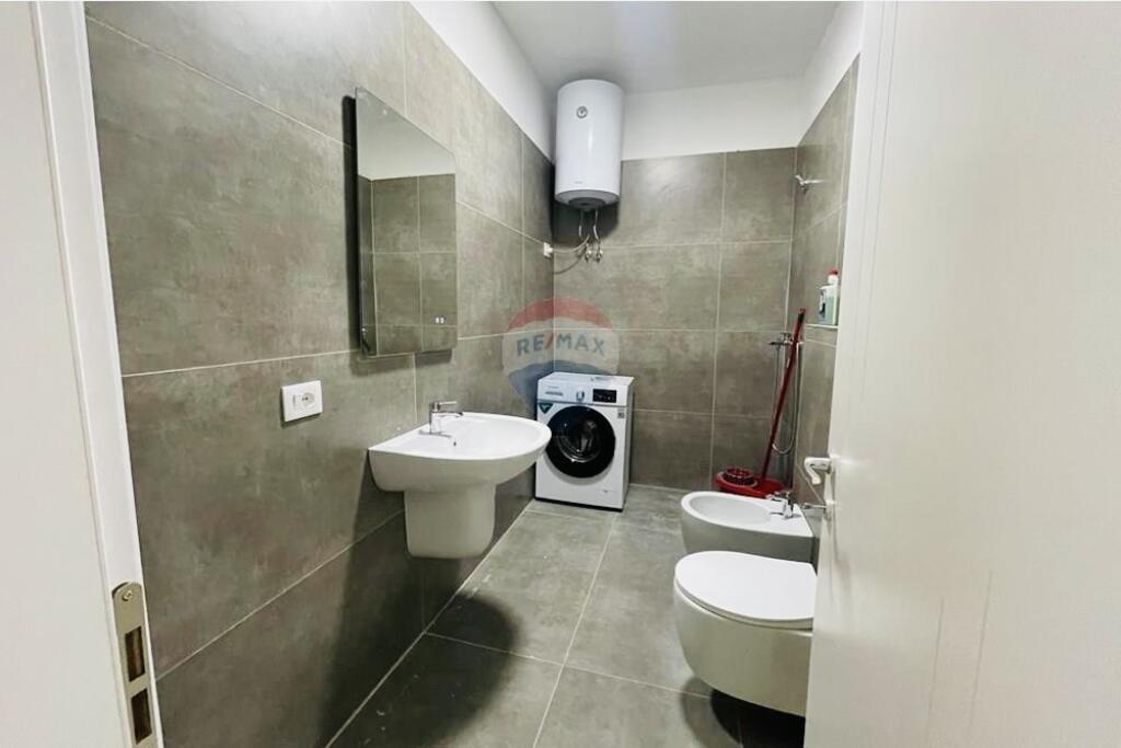 Apartament 2+1 me qira te Fusha e Aviacionit!  "Oasis Residence",