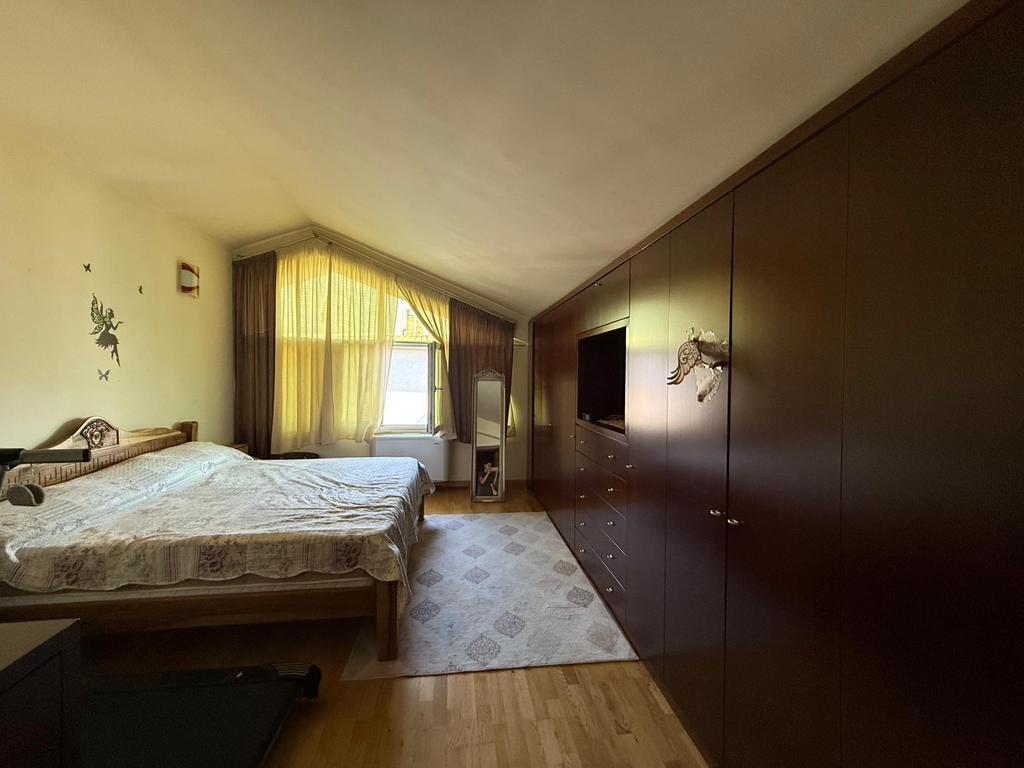 In Affitto Papafingo/Duplex di lusso 3+1+2 con veranda, posto auto privato e ascensore personale