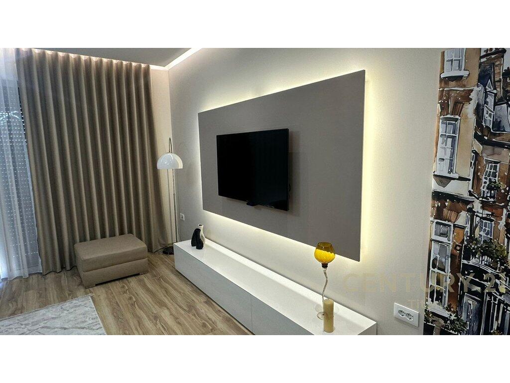 Apartment for rent 2+1+2, in Xhamllik!
